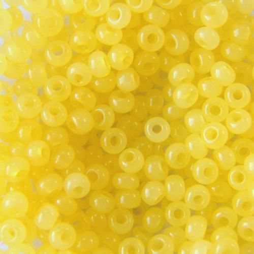 Бисер Preciosa 02281 полупрозрачный светло-желтый 