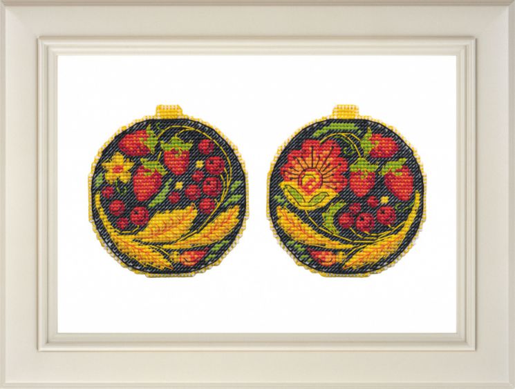 1147 Набор для вышивания ОВЕН "Елочная игрушка. Хохлома"