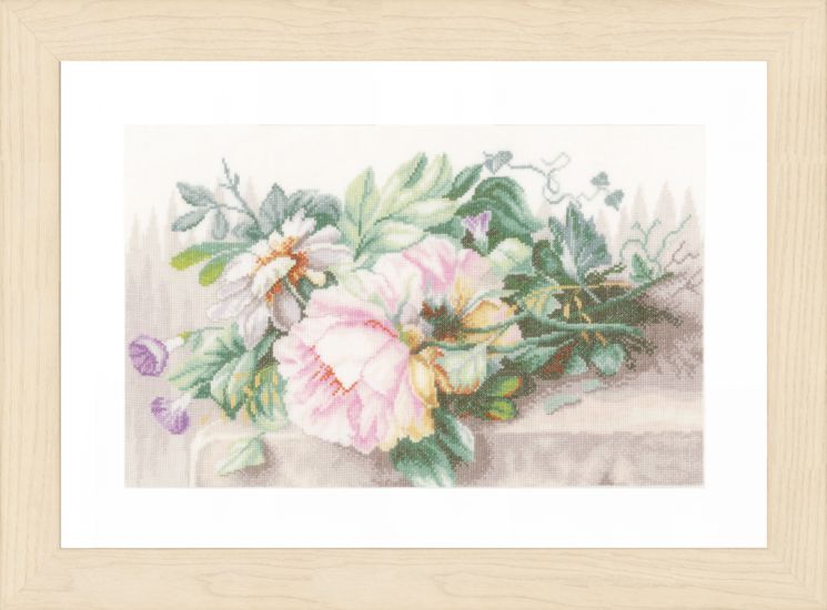 PN-0147588 Набор для вышивания LANARTE "Still life with peonies and morning glory"