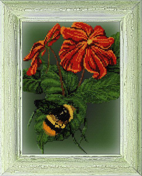 Набор для вышивания бисером ВЫШИВАЕМ БИСЕРОМ "Шмель" В78