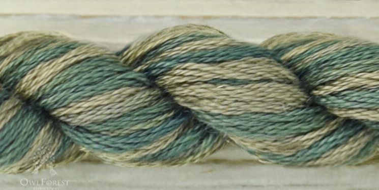 3329 Нитки ручного окрашивания OwlForest на основе DMC, пасма 8 метров Серый мох
